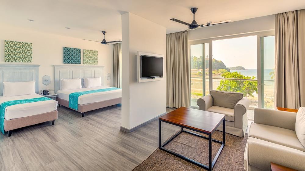 Blue Beach Galle Exterior foto